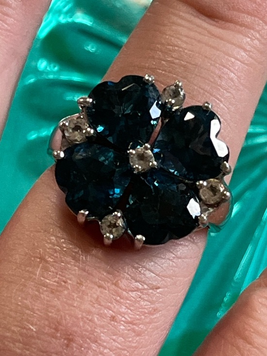 Vintage Jewelry - Sterling Silver 925 Blue White CZ Floral Flower Ring - Size 7.75